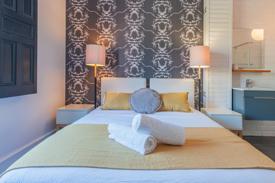 To Let 2 Bedroom Property for Rent in Green Point Western Cape